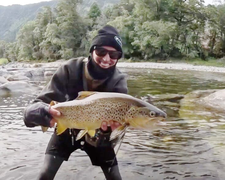Another brown for Ben from the same SI river.
